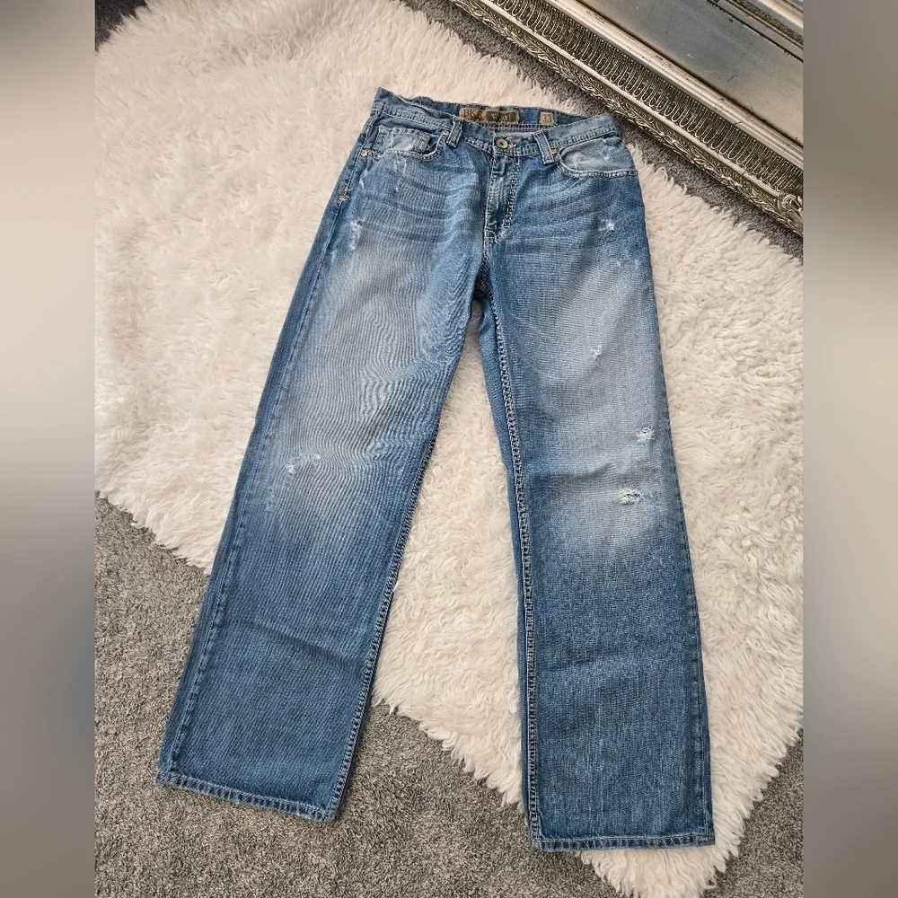 BKE Marshall Straight Jeans. Size 33X34. Good preowned condition.